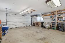 BEAUTIFUL HOME IN VALLEYVIEW WITH PANORAMIC MOUNTAIN VIEWS! - Photo 11