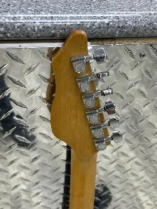 Crate Electronic Guitar - Photo 6