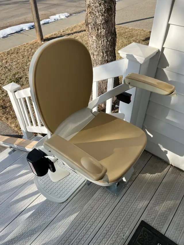 ACORN OUTDOOR STAIRLIFT @ My Scooter - Photo 3