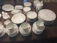 Ensemble de Vaisselles Antique Fine China Château Rose - Photo 5