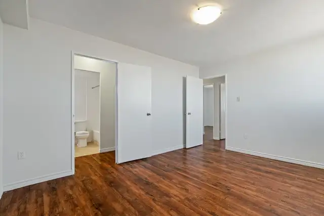 Springbank Village - 1 Bedroom available at 914, 916, 924 Wonder - Photo 11