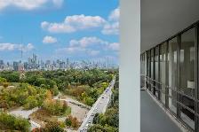 Tower Hill East - 3 Bedroom available at 330 Spadina Road, Toron - Photo 6