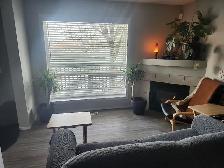 Large Room in Beautiful Central Townhouse, all utilities incl - Photo 5