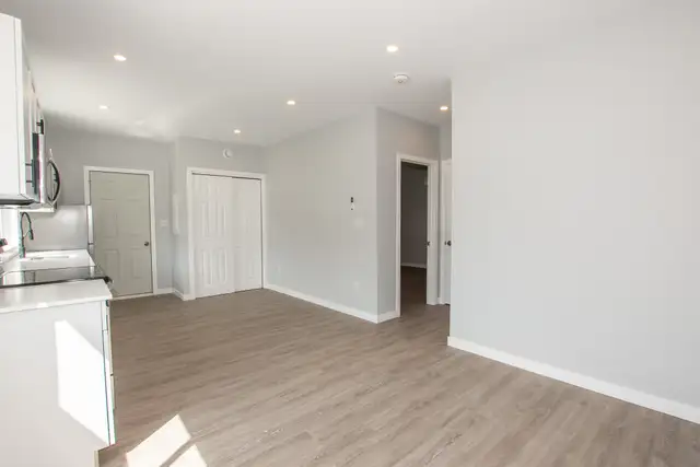 54 Trelawn Parkway, Welland - 1 Bedroom Detached Apartment - Photo 8