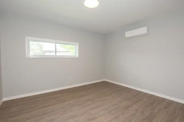 54 Trelawn Parkway, Welland - 1 Bedroom Detached Apartment - Photo 9