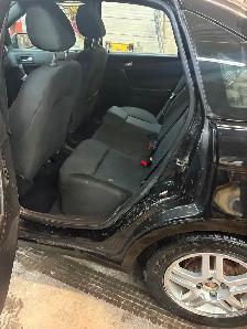 Freshly Safetied 2010 Ford Focus 147,000 kms! - Photo 8