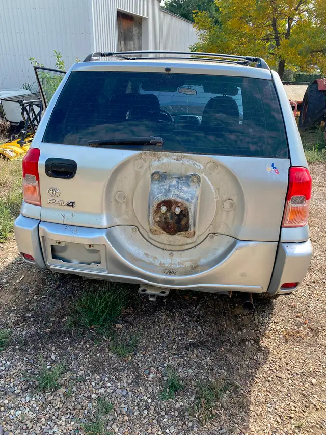 2002 Toyota Rav4 SUV- Mechanics Special-Please read the ad - Photo 4