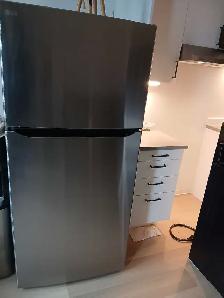 LG Stainless Steel Refrigerator - Excellent Condition