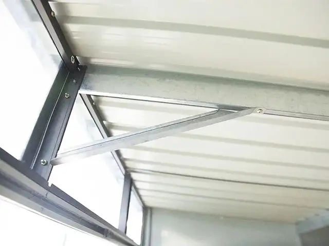 Relyard 6x8 Metal Shed 5'-8' Door Height With Skylight - Photo 4