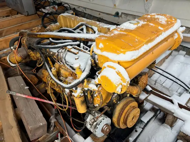 caterpillar marine motor - Photo 3