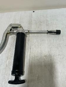 Grease Gun - Photo 4