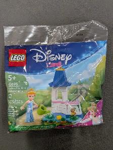 Lego Disney 30695 Cinderella's Mini Garden Castle 52 PCS Polybag