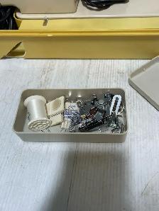 Nelco Super Deluxe Sewing Machine - Photo 5