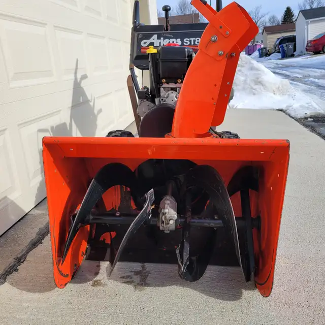 ARIENS S8  24''…. Snowblower - Photo 3