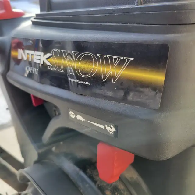 ARIENS S8  24''…. Snowblower - Photo 5