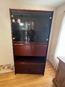 Free delivery used Wooden Display Cabinet with Glass Doors - Photo 4