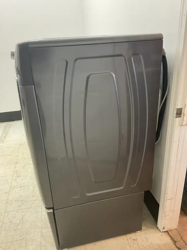 Maytag Maxima Washer -120-day warranty-Free Local delivery - Photo 3