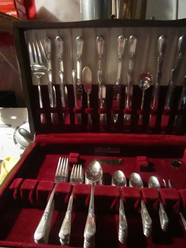 ADORATION silverware set for 8 - Photo 2