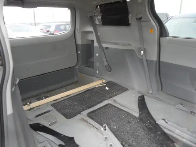 2012 Toyota Sienna automatique - Photo 8