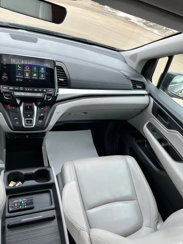 2018 Honda Odyssey EXL - Photo 18
