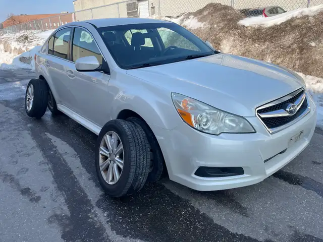 1 OWNER, 2 SET OF TIRES