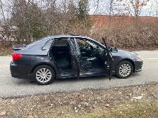 2010 Subaru Impreza AWD 2.5i / Accident Free/ Certified - Photo 6