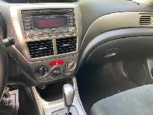 2010 Subaru Impreza AWD 2.5i / Accident Free/ Certified - Photo 14