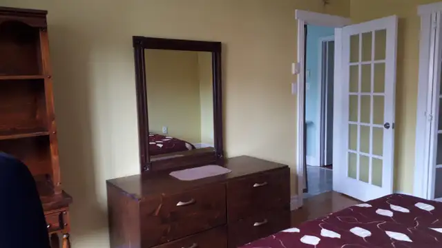 Chambre meublée non-fumeur 1er juin-800$-m.Angrignon/Monk,plaza - Photo 3
