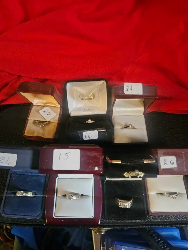 gold & diamond rings for sale