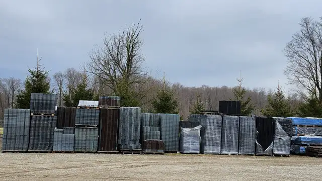 Looking for outdoor storage space - Photo 3