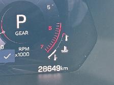 2024 GMC Canyon AT4 Crew Cab 4X4 pickup has just 28,394 km - Photo 14