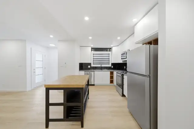 Spacious 3BR Rental in Pelham - Modern Finishes, Laundry In-Unit - Photo 8
