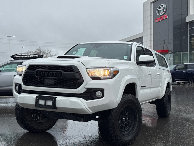 2023 Toyota Tacoma TRD Sport Package 4x4 - Heated Cloth Seats -