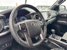 2023 Toyota Tacoma TRD Sport Package 4x4 - Heated Cloth Seats - - Photo 9