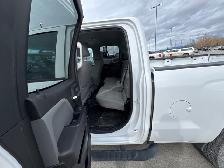 2017 Chevrolet Silverado 1500 Custom DOUBLE CAB 4X4 - Photo 12