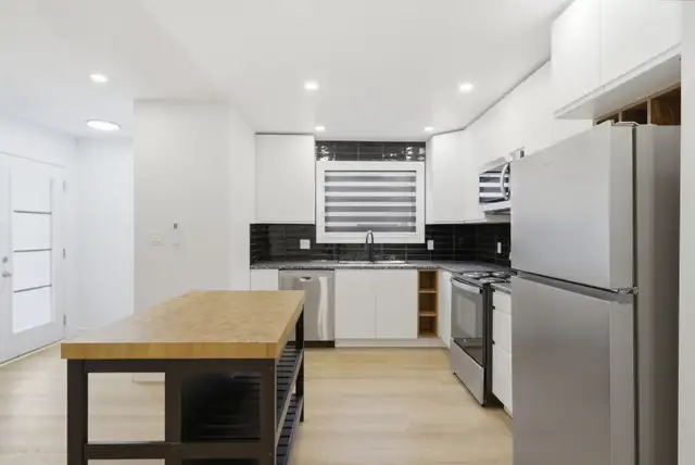 Spacious 3BR Rental in Pelham - Modern Finishes, Laundry In-Unit - Photo 9
