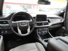 2023 GMC Yukon XL SLT | One Owner | Grey Leather | Pano Roof | N - Photo 19