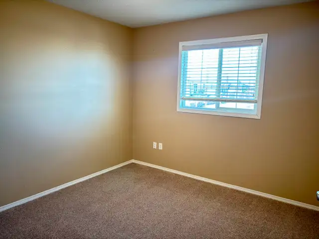 College Park 2 Bedroom - Photo 6