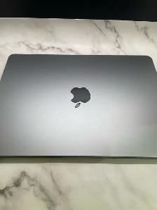 MacBook Air M2 Silver
