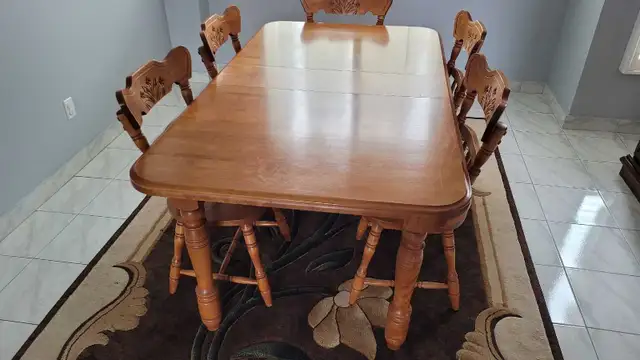 Dining/kitchen table and chairs - Photo 2