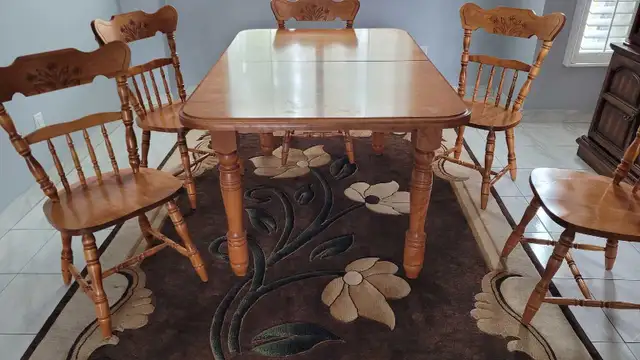 Dining/kitchen table and chairs - Photo 3