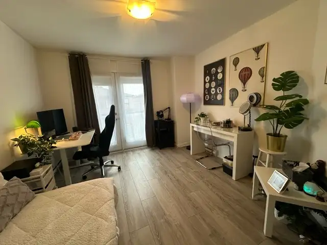 Luxury Townhouse-Style Condo for Rent  Brossard L - Photo 8
