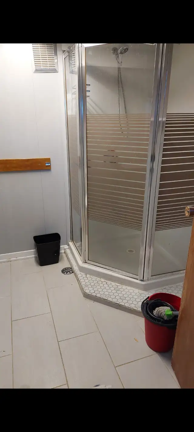 Room for rent (near Fanshawe college) - Photo 4