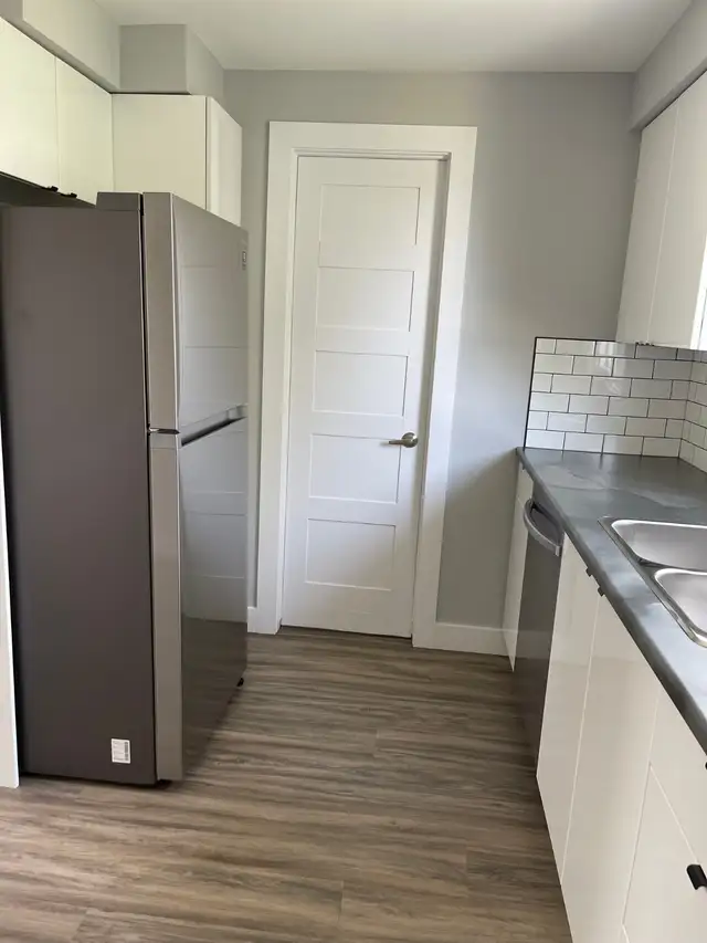 Modern 1BR Waterfront Suite on Niagara Blvd - Parking and Water - Photo 6