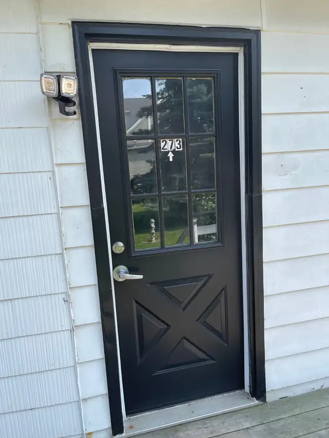 Modern 1BR Waterfront Suite on Niagara Blvd - Parking and Water - Photo 14