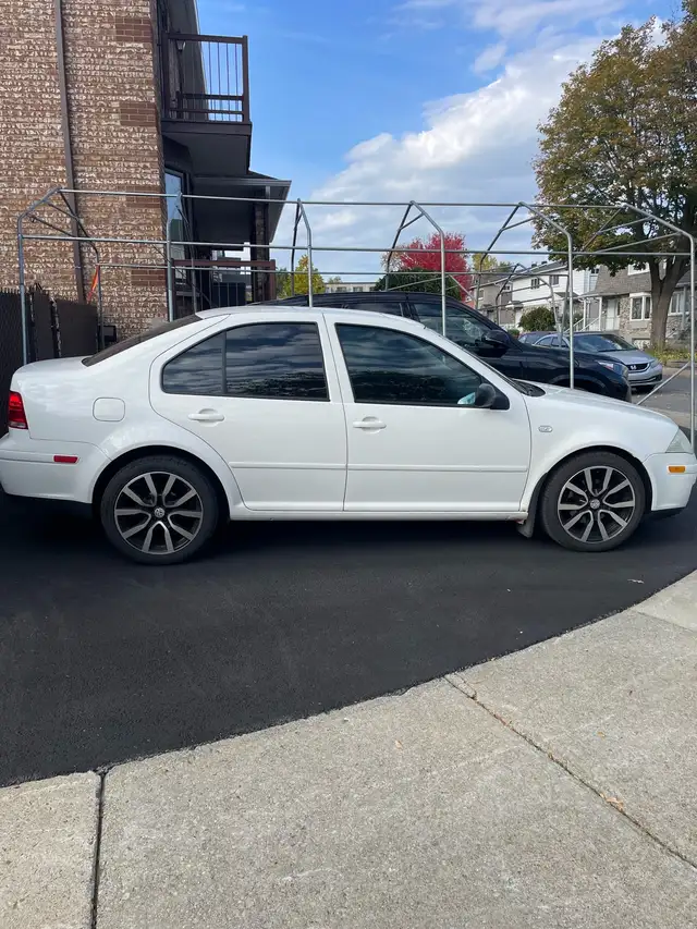 2009 Volkswagen City Jetta - Photo 2