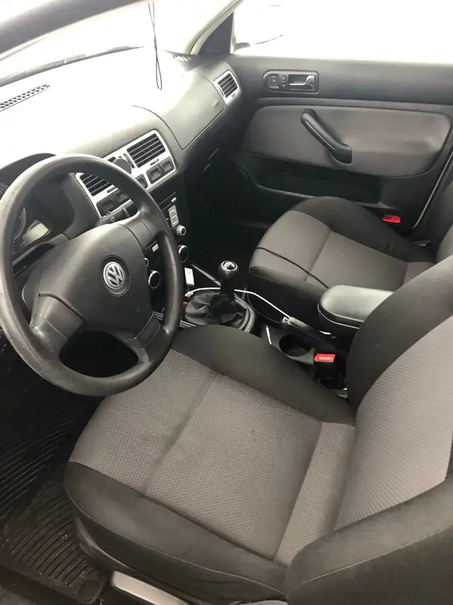 2009 Volkswagen City Jetta - Photo 3