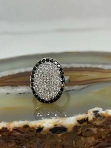 Oval Cluster Black& White Diamond Ring - Photo 4