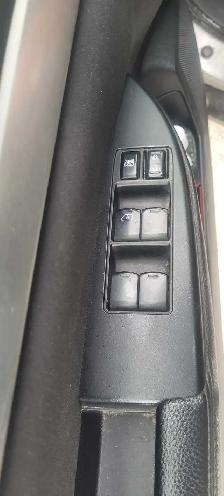 2010 Subaru Outback - Photo 4