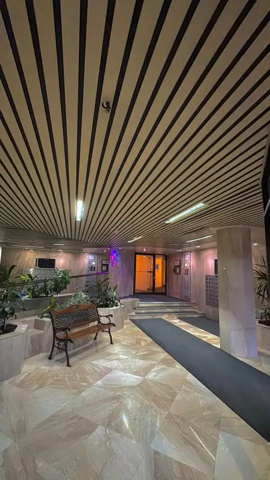 4 1/2 condo rénové près Cegep Bois de Boulogne - Photo 4